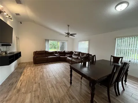 2977 2nd Street E Bradenton FL 34208