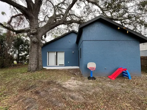 2977 2nd Street E Bradenton FL 34208