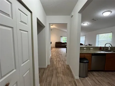 2977 2nd Street E Bradenton FL 34208