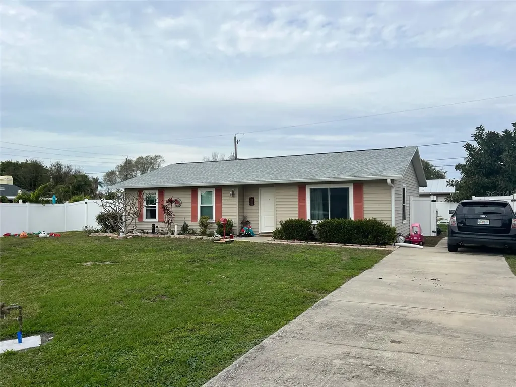 436 46th Street W Palmetto FL 34221