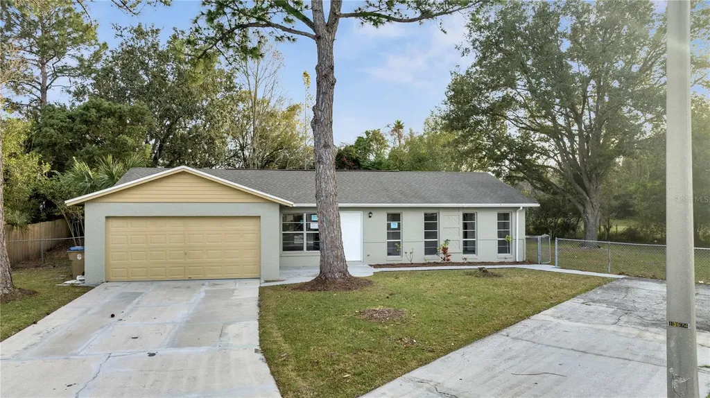 660 Elderwood Court Kissimmee FL 34743