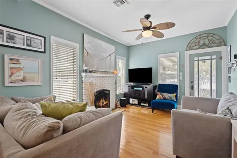 435 12th Avenue N St Petersburg FL 33701