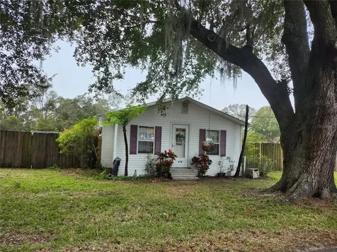 216 N Webb Road Plant City FL 33566