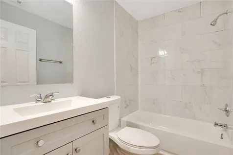 1215 S Adelle Avenue Deland FL 32720