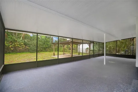 1215 S Adelle Avenue Deland FL 32720
