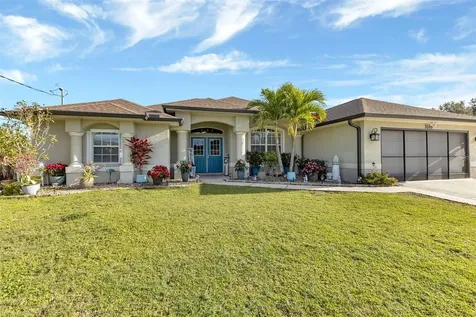1686 Nicollett Avenue North Port FL 34286