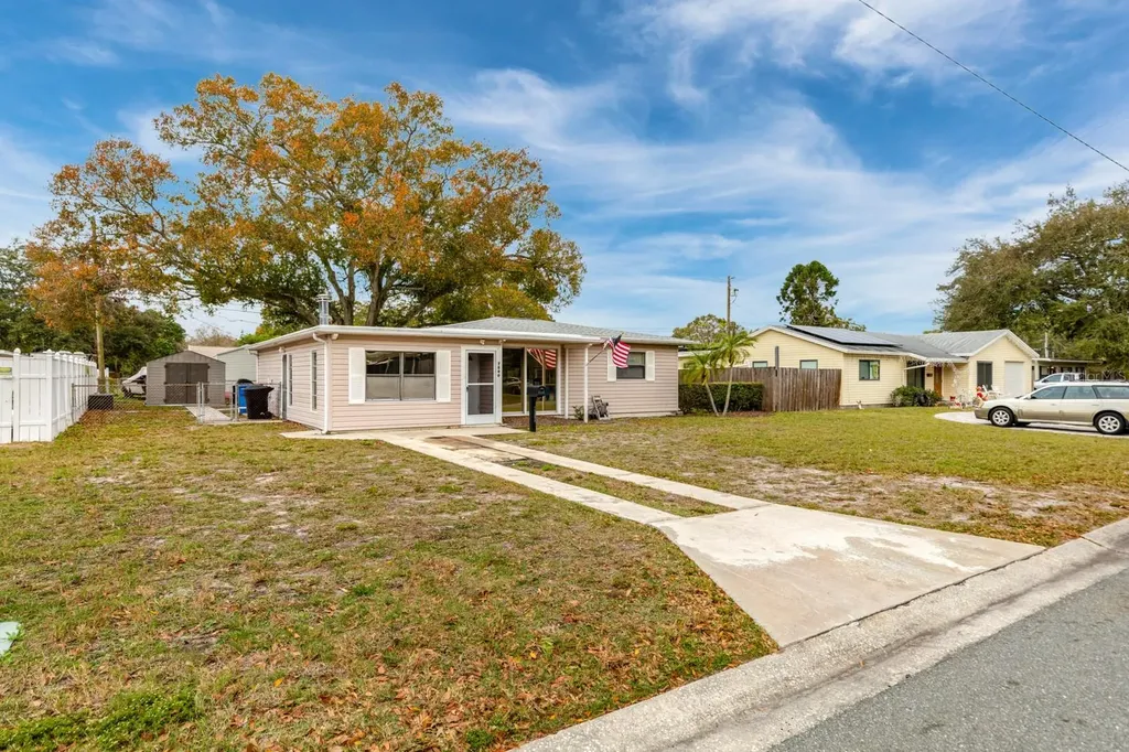 7500 15th Street N St Petersburg FL 33702