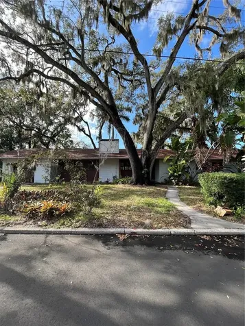 202 29th Street W Bradenton FL 34205