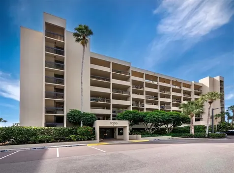 1055 Gulf Of Mexico Drive Longboat Key FL 34228