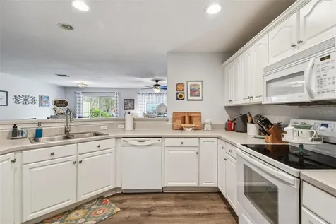 10814 Great Carlisle Court Riverview FL 33578