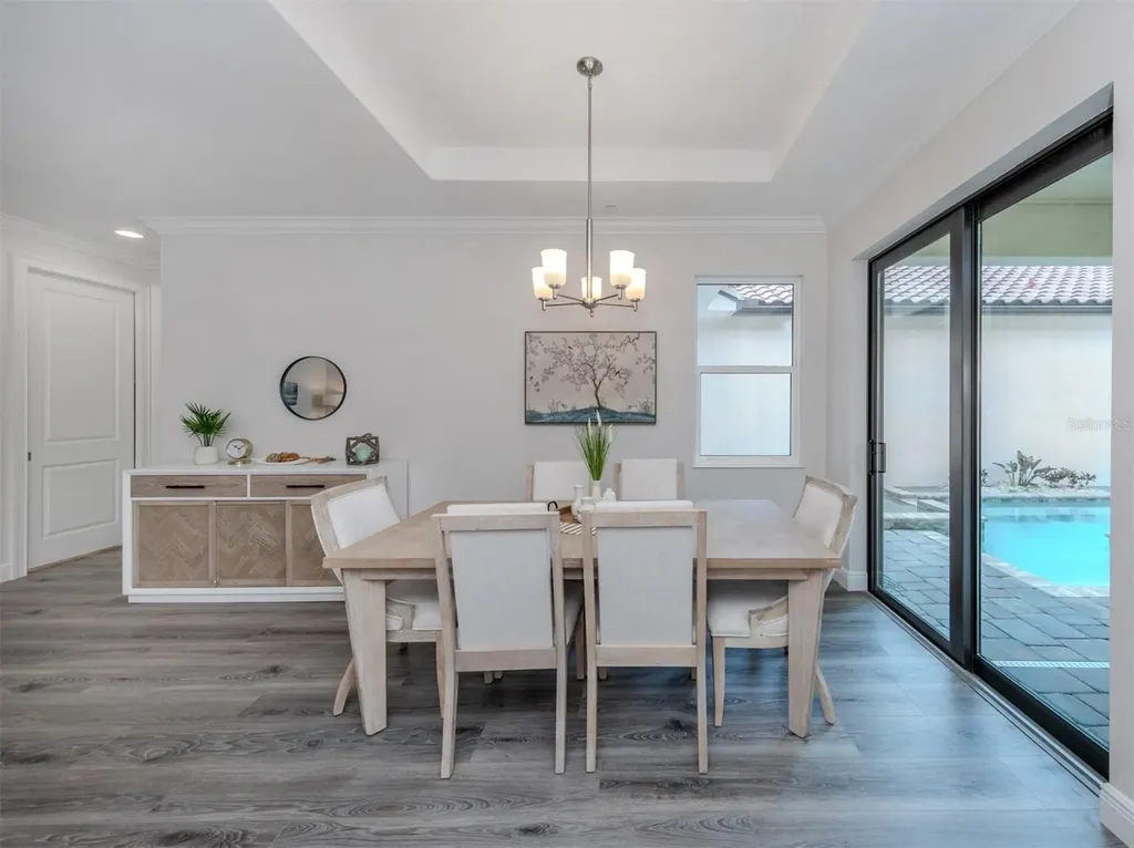 922 E Venice Avenue Venice FL 34285