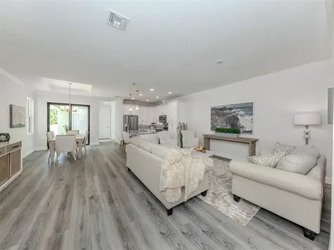922 E Venice Avenue Venice FL 34285