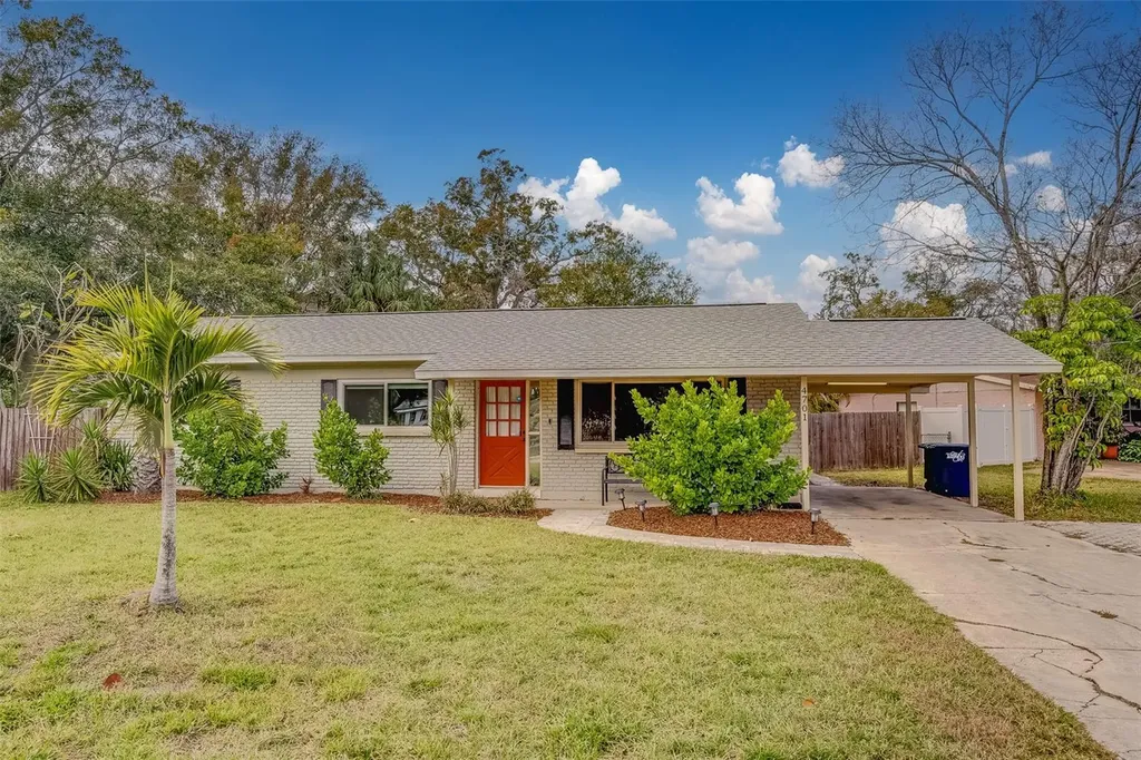 4701 W Loughman Street Tampa FL 33616