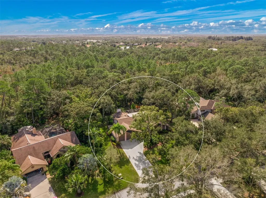 7510 Weeping Willow Drive Sarasota FL 34241