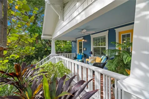209 12th Avenue NE St Petersburg FL 33701