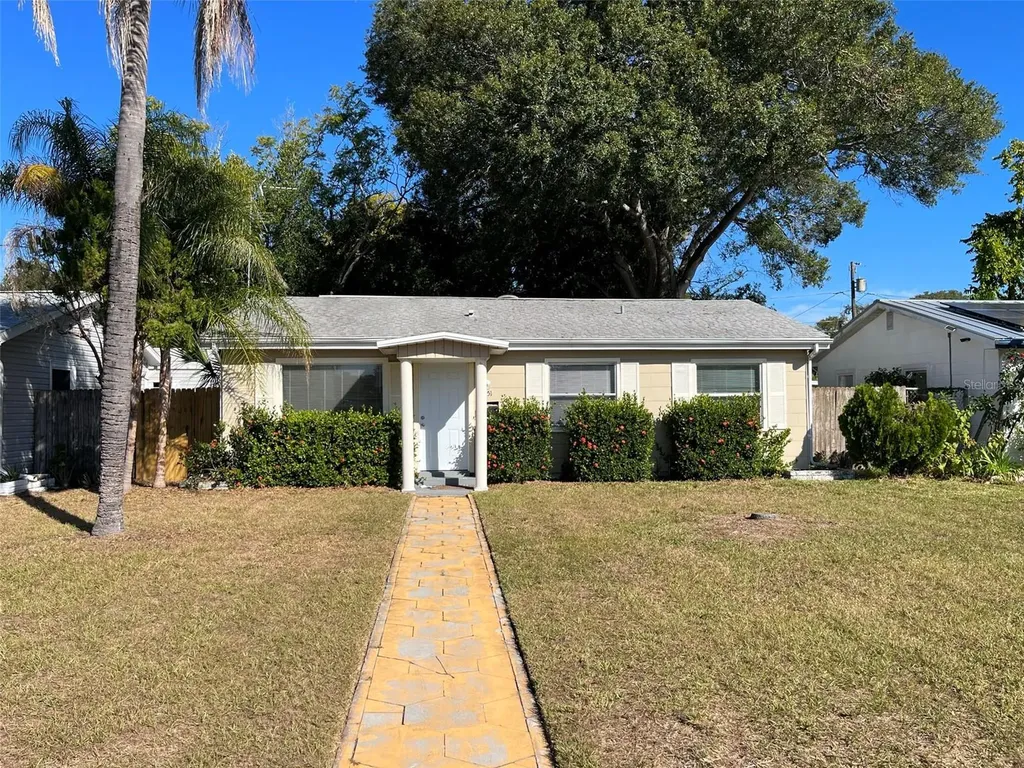 4251 6th Avenue N St Petersburg FL 33713
