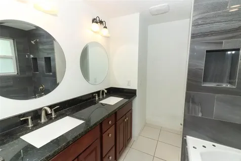 2447 W Highland Avenue Apopka FL 32712