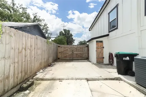 2447 W Highland Avenue Apopka FL 32712