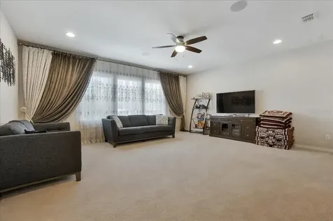 9075 Finsen Street Orlando FL 32827