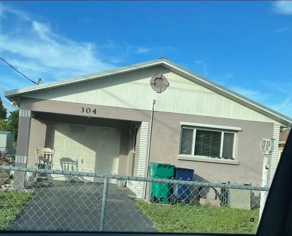 304 11th Street W Palmetto FL 34221
