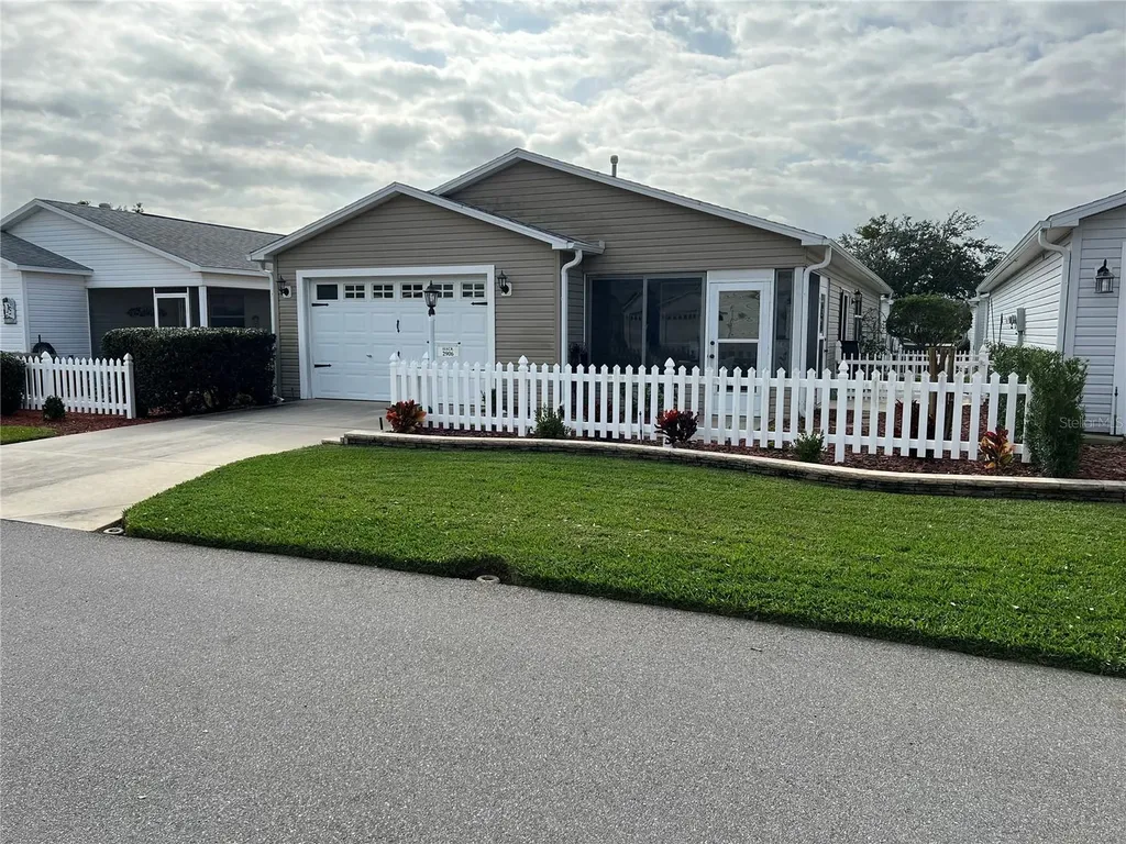 2906 Barboza Drive The Villages FL 32162