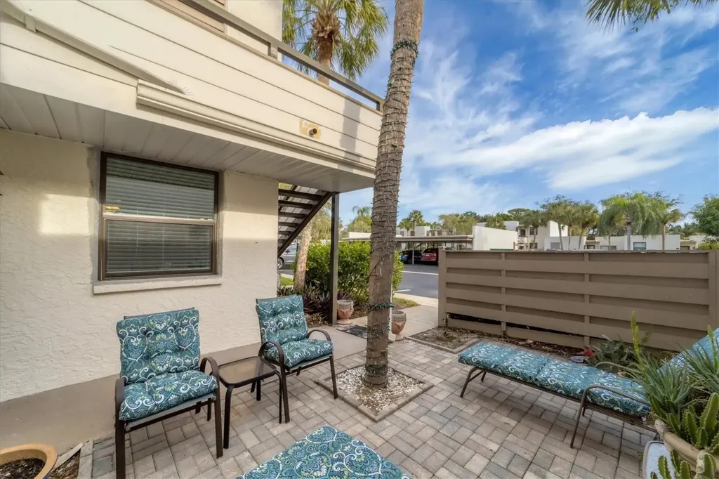 445 Palm Tree Drive Bradenton FL 34210