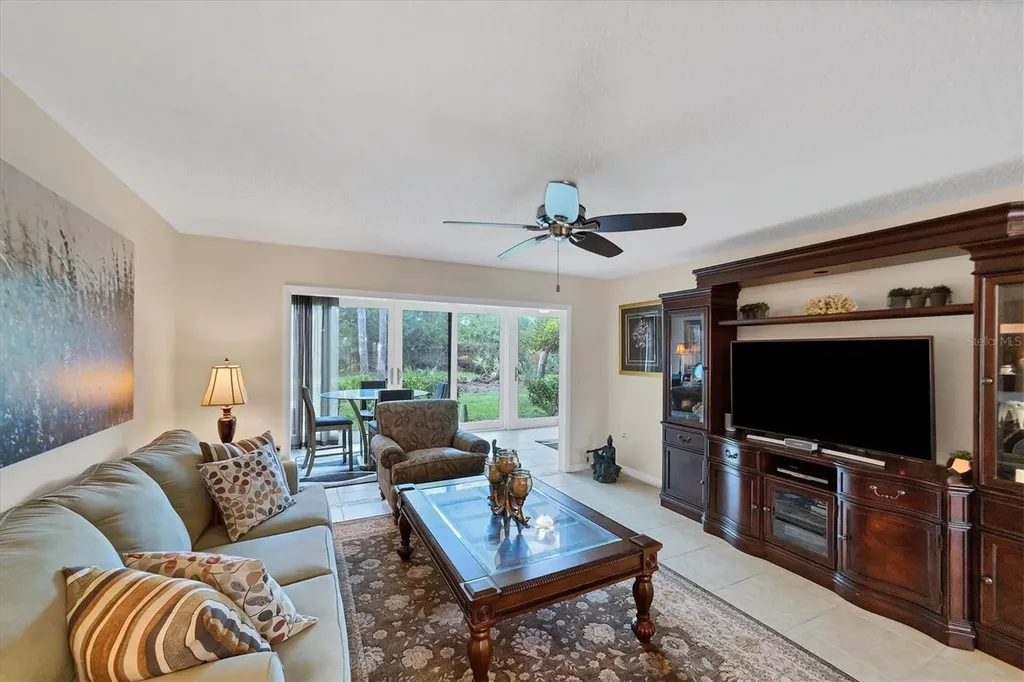 445 Palm Tree Drive Bradenton FL 34210