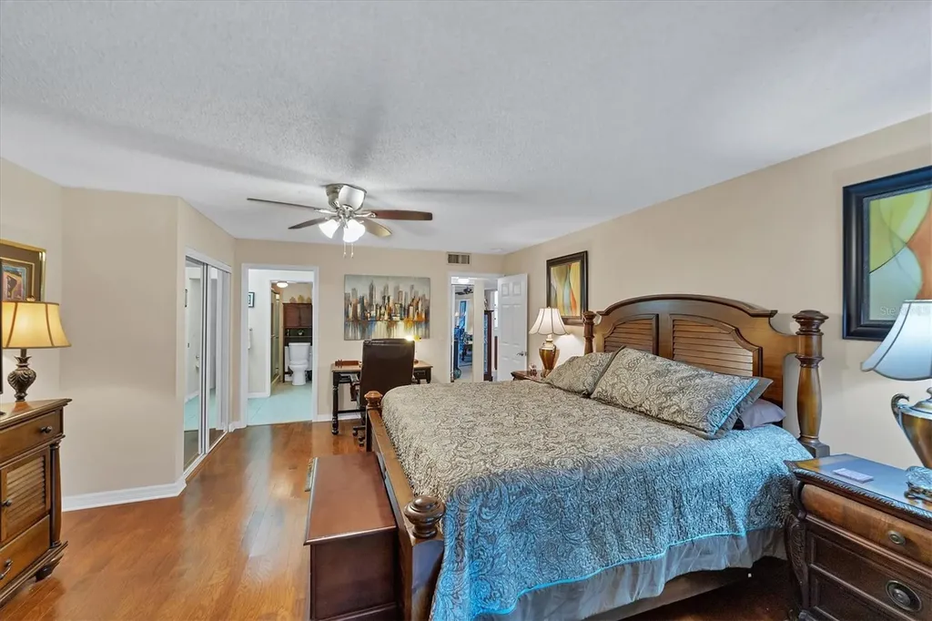 445 Palm Tree Drive Bradenton FL 34210