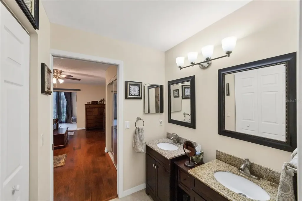 445 Palm Tree Drive Bradenton FL 34210