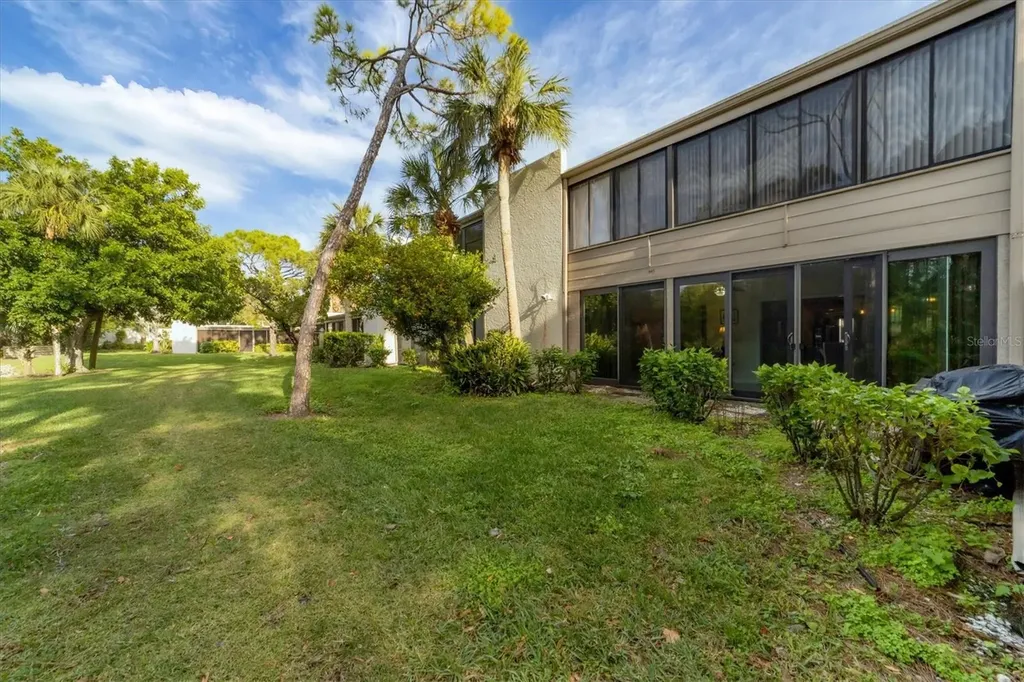 445 Palm Tree Drive Bradenton FL 34210