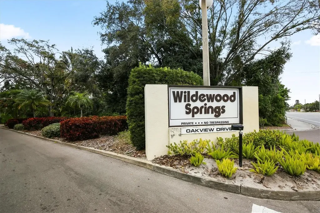 445 Palm Tree Drive Bradenton FL 34210