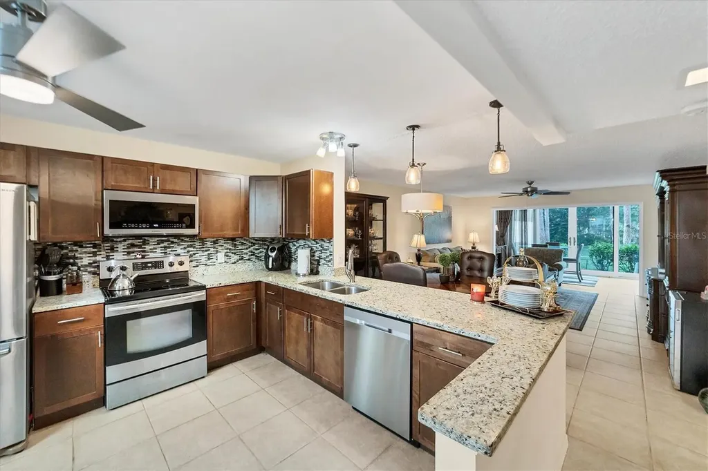 445 Palm Tree Drive Bradenton FL 34210
