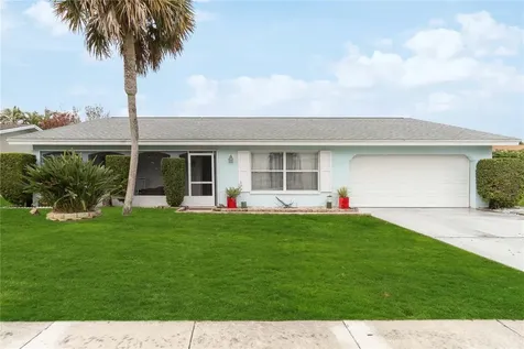 212 Via Havarre Merritt Island FL 32953