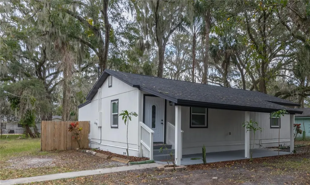 1323 S Elliott Street Sanford FL 32771