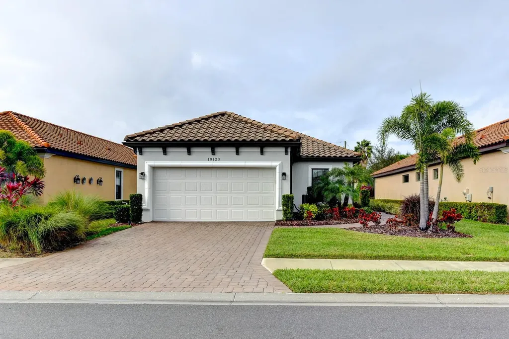 10123 Highland Park Place Palmetto FL 34221