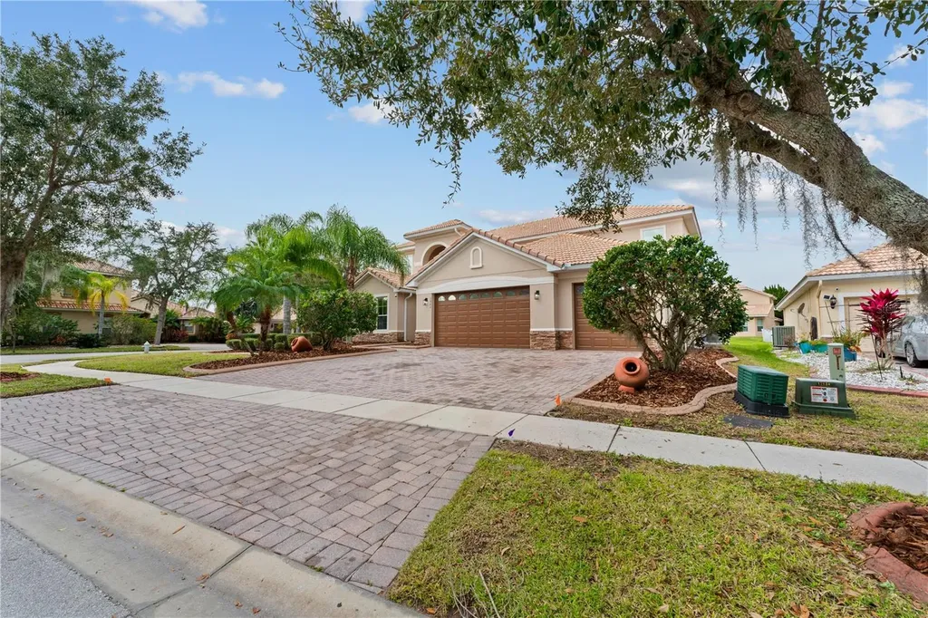 3842 Golden Feather Way Kissimmee FL 34746