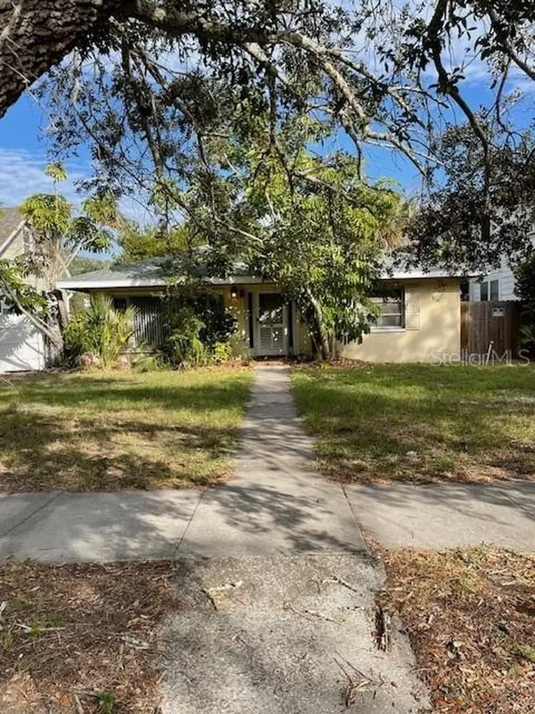 125 22nd Avenue SE St Petersburg FL 33705