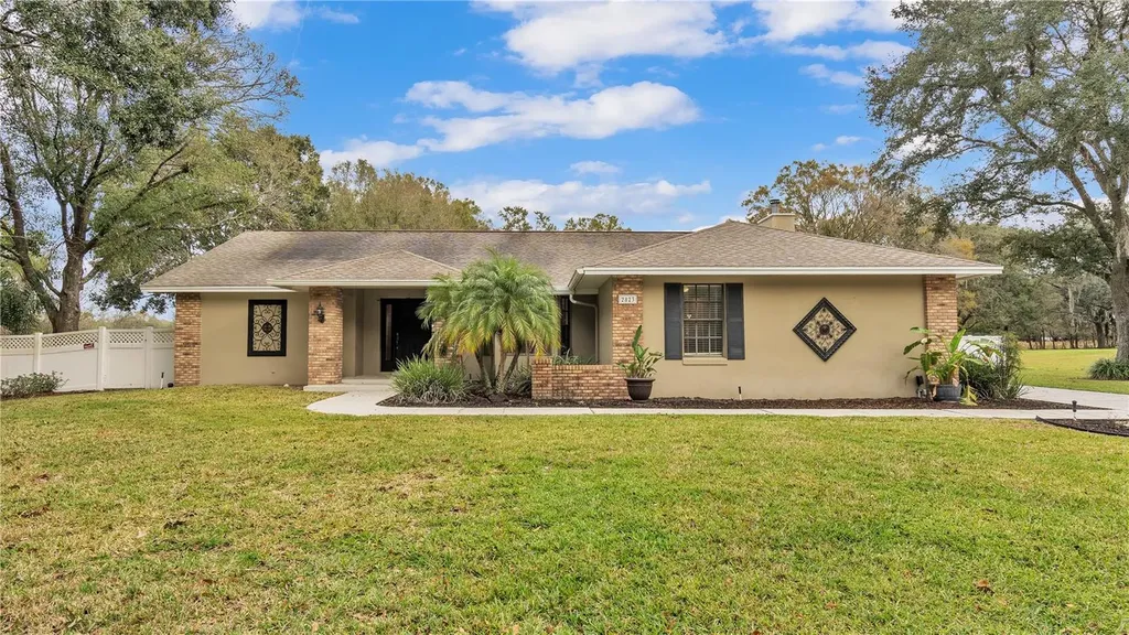 2823 Deerbrook Drive Lakeland FL 33811
