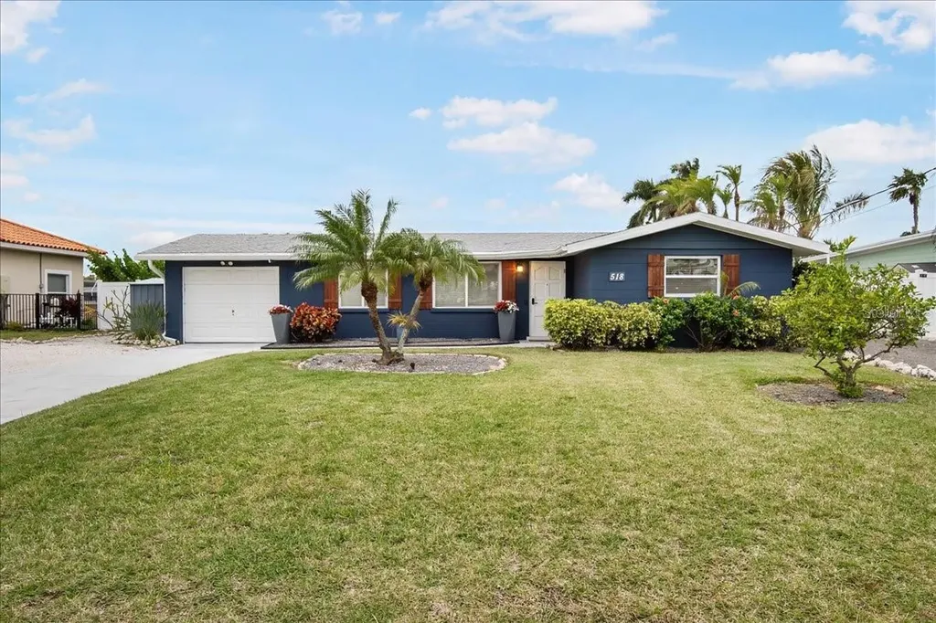 518 70th Street Holmes Beach FL 34217