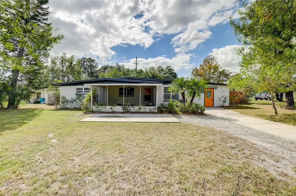 6340 Lyons Street Orlando FL 32807