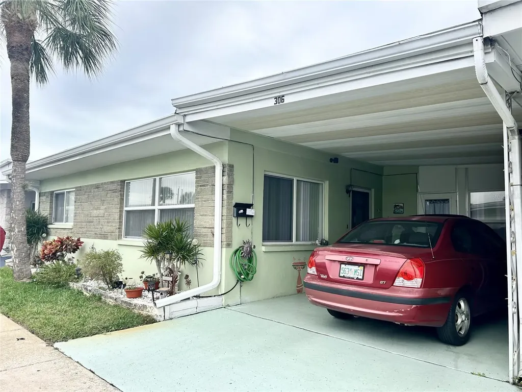 250 Rosery Road NW Largo FL 33770