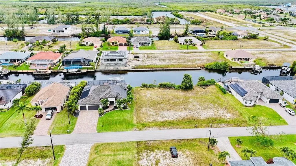 718 NW 38th Place Cape Coral FL 33993