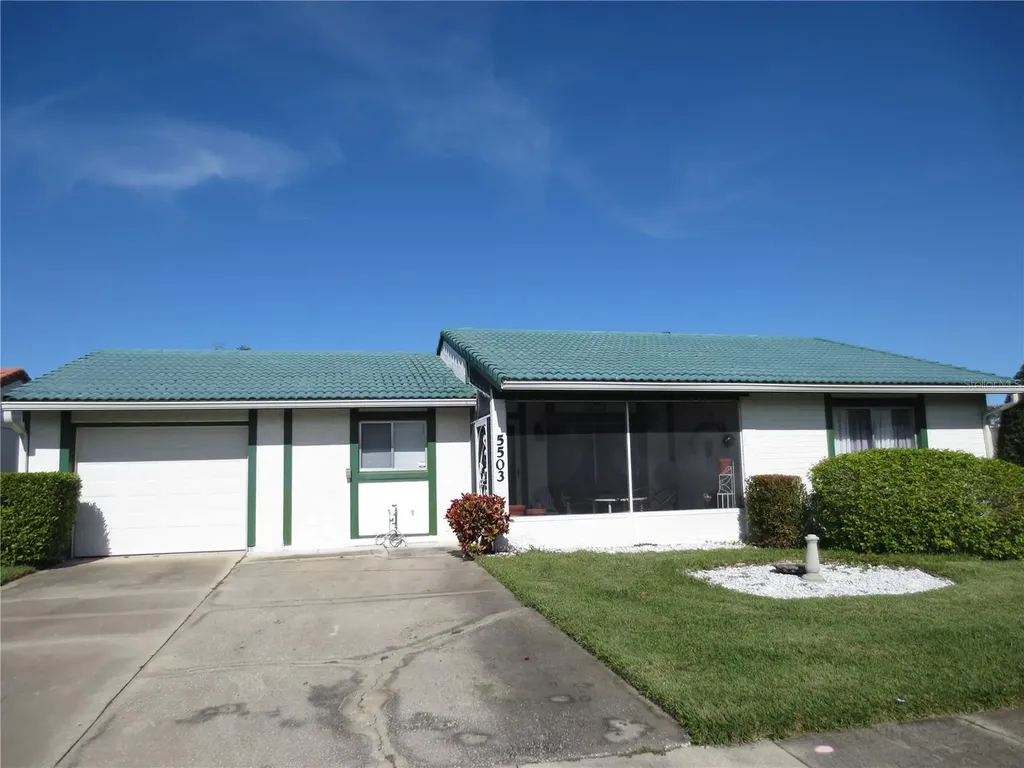 5503 Minute Man Court Orlando FL 32821