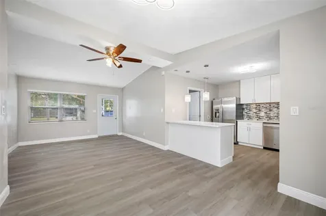 5205 98th Terrace N Pinellas Park FL 33782
