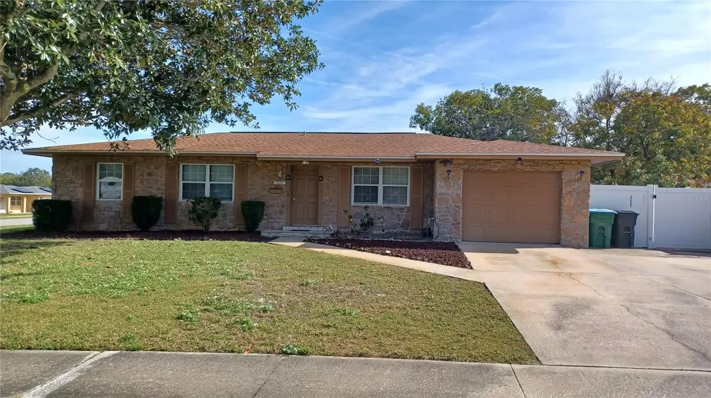 1623 Providence Boulevard Deltona FL 32725