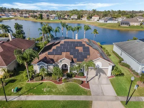 13561 Lakes Way Orlando FL 32828