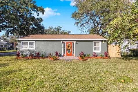 611 W Henry Avenue Tampa FL 33604
