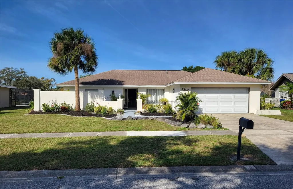 1350 Palmwood Drive Sarasota FL 34232
