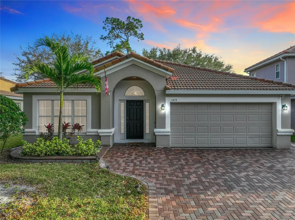 5874 Buford Street Orlando FL 32835