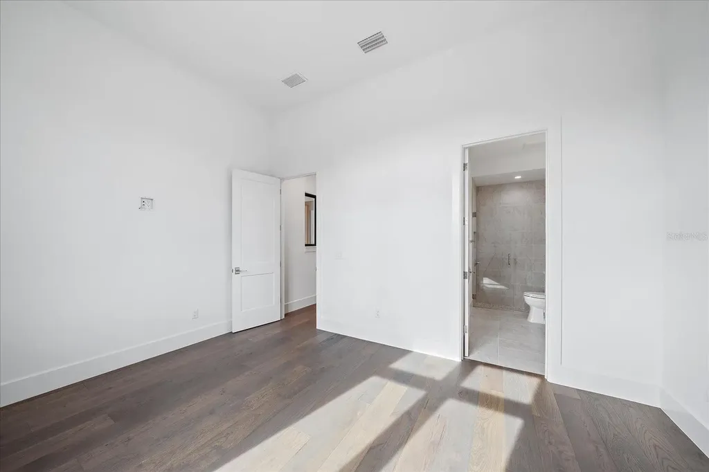 3739 Caledonia Lane Sarasota FL 34240